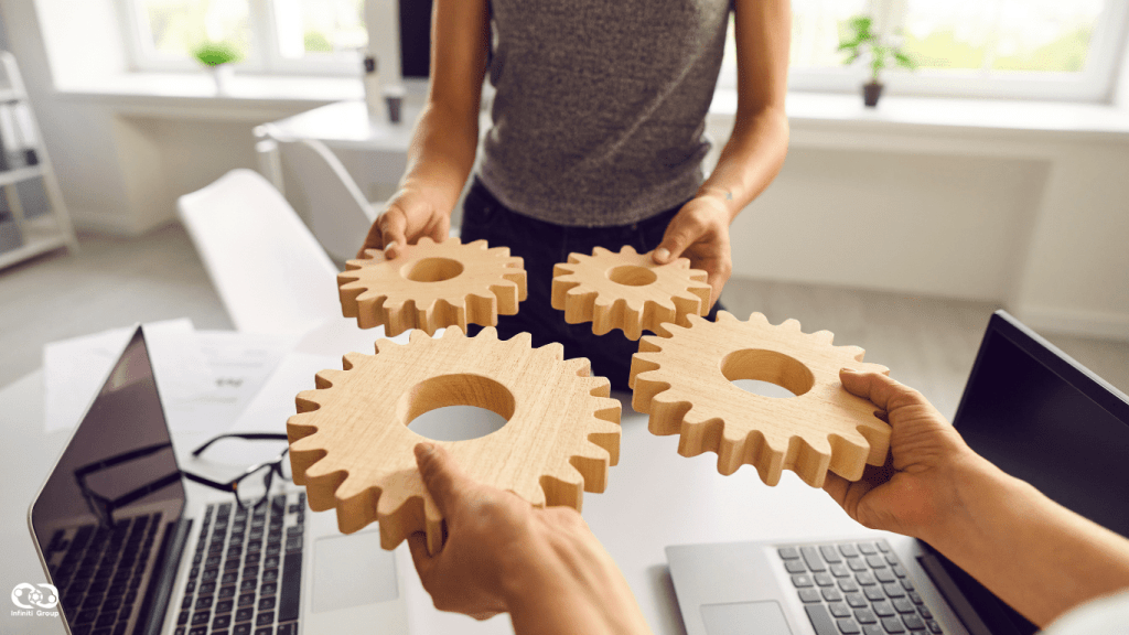 ¿Qué es la regla 70/20/10 para acelerar tu carrera profesional?